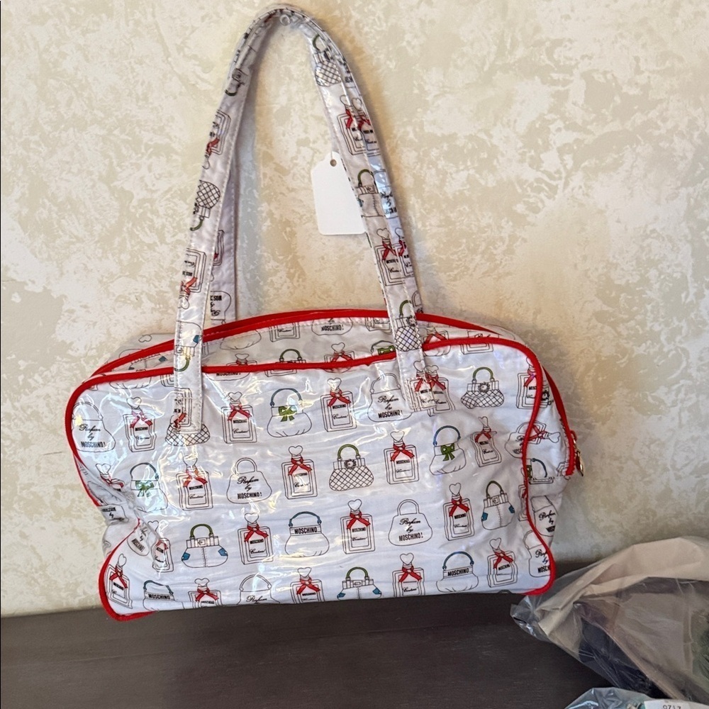 Stylish Canvas White and Red Travel Bag